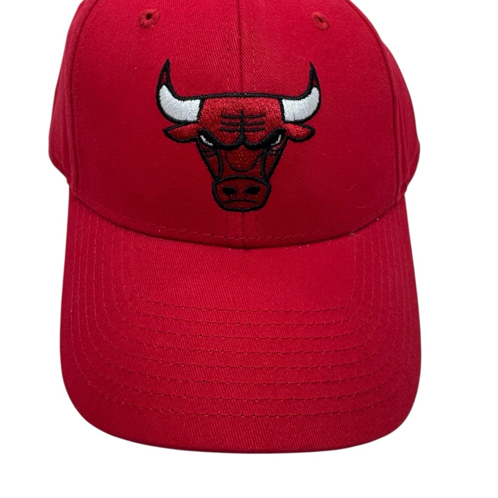 NBA Chicago Bulls Fan Favorite Cap - Picture 5 of 16